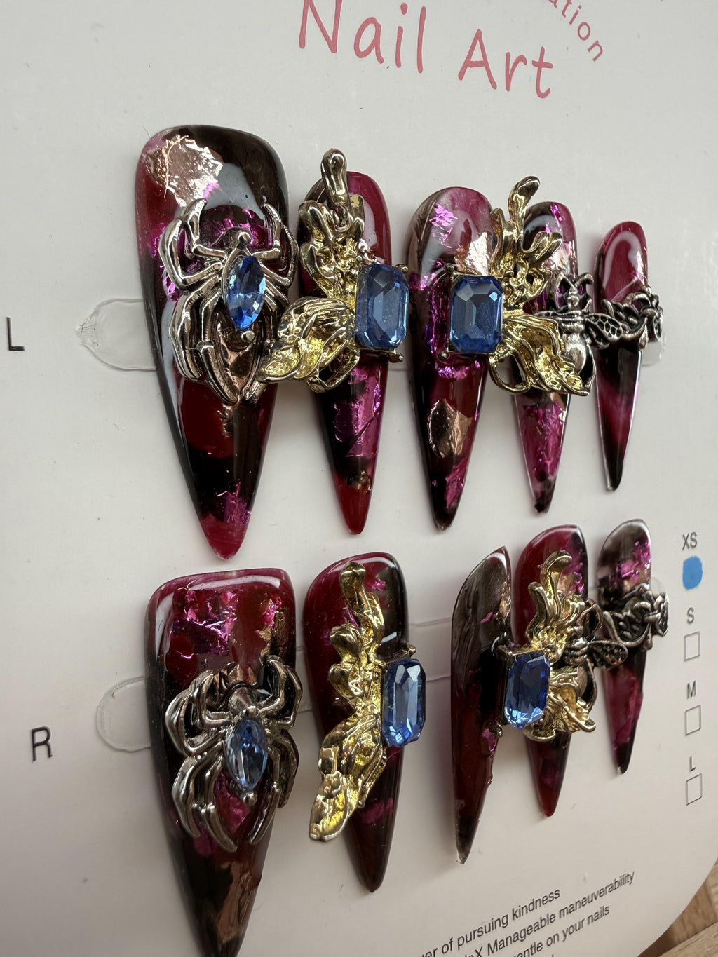 XS